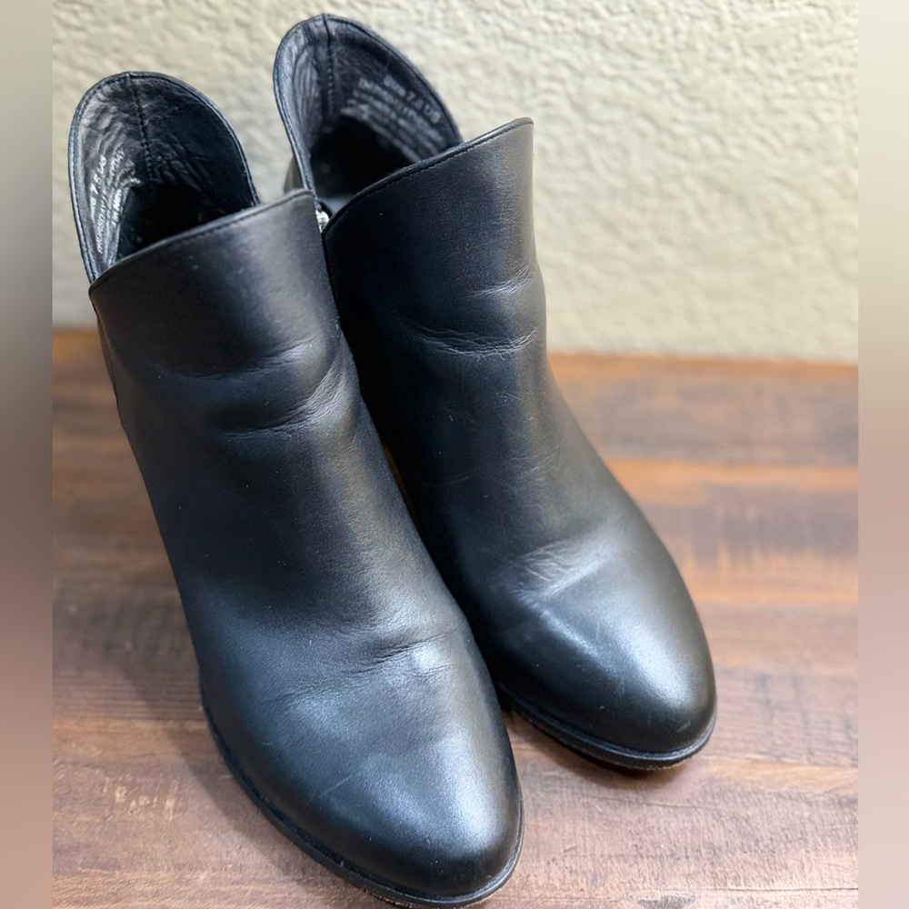 Thursday Uptown Leather Ankle Boots, Sz 7.5 - Picture 3 of 11